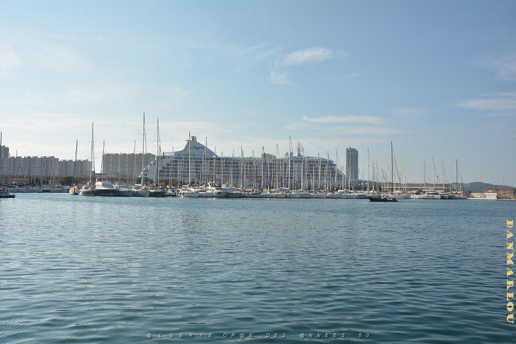 2024 09 21 TOULON- AUTOUR DU PORT (11).JPG